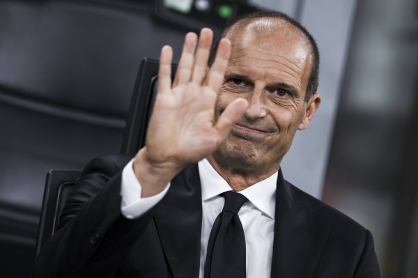 富盈网 十人米兰赢那不勒斯! 阿莱格里: 这是我们的考验 对尤文会很精彩